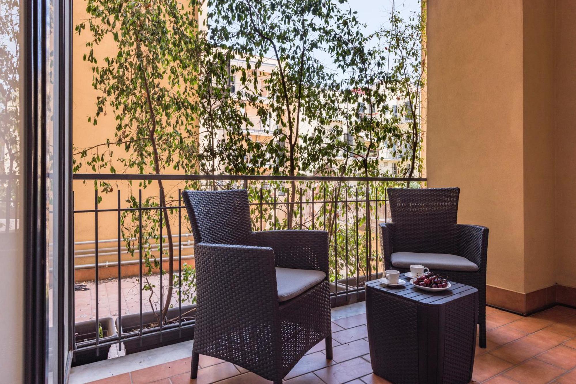 Ferrini Home - Suites Катанія Екстер'єр фото
