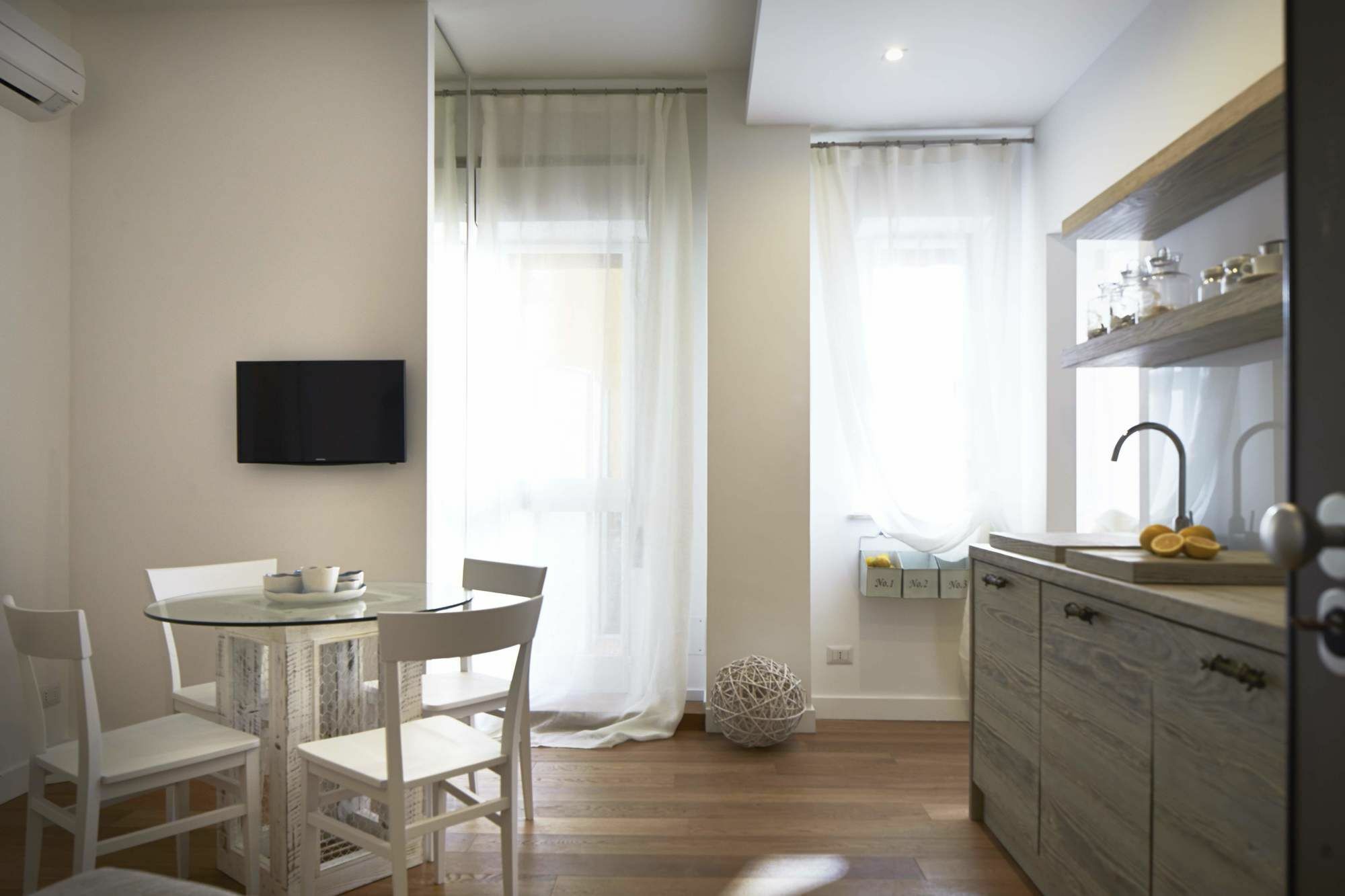 Ferrini Home - Suites Катанія Екстер'єр фото